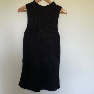 Forever 21 Black Sleeves Pullover Size S